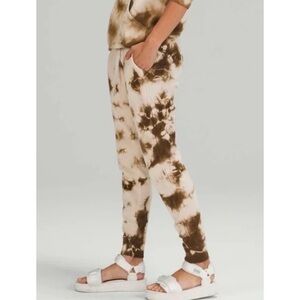 Lululemon Warm Down Joggers Brown and White Tie Dye in‎ Earth Dye Sand Size 4